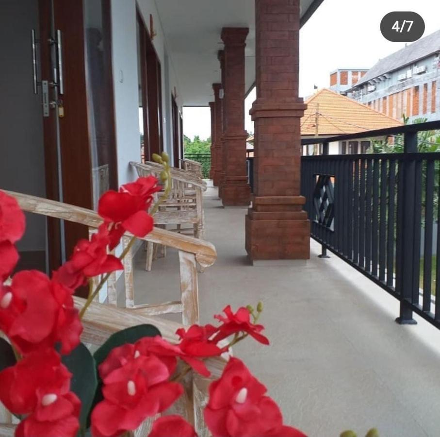 The Lonceng House By Sila Dharma Hotel Canggu Eksteriør billede